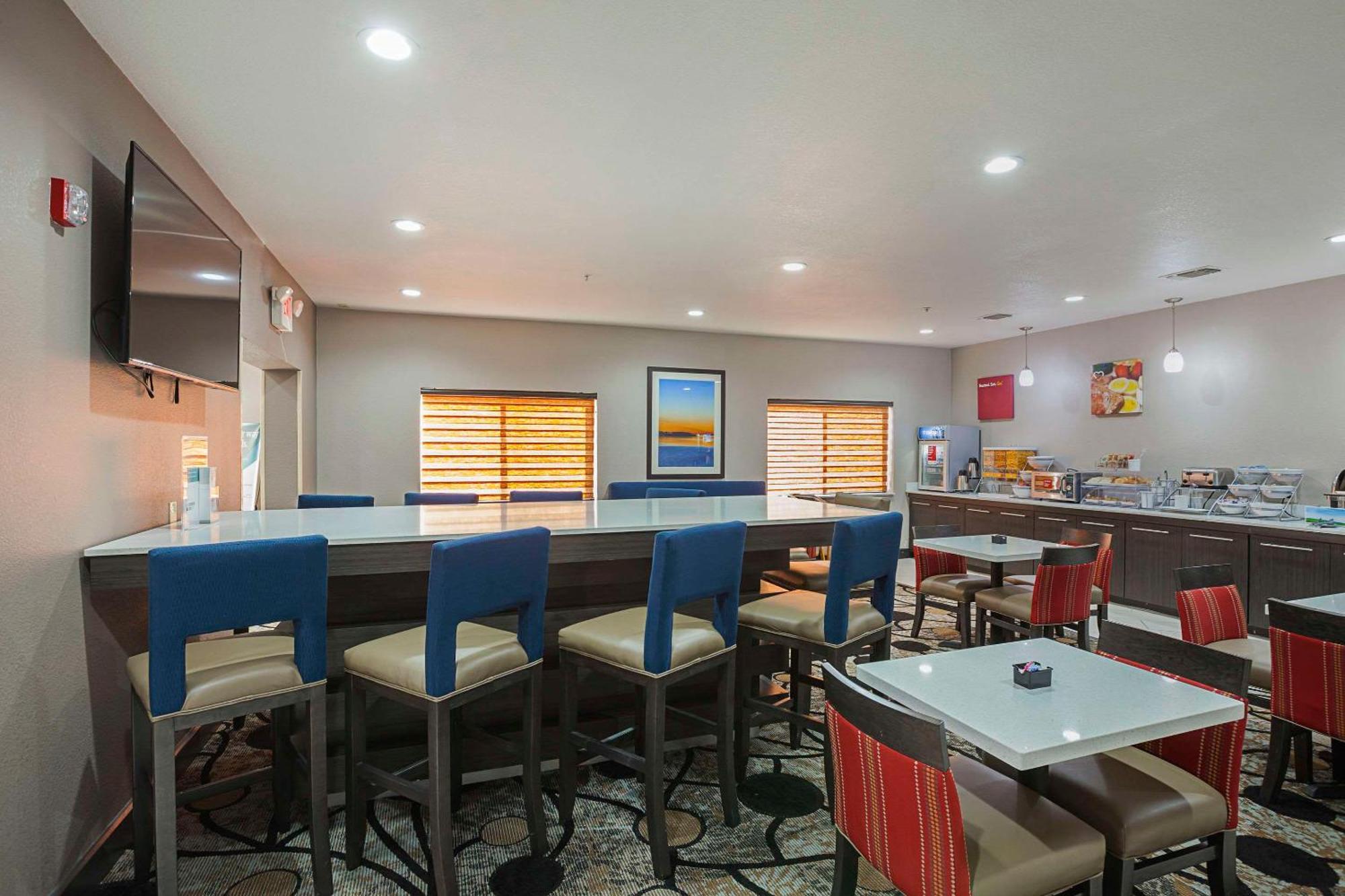 Comfort Suites Lewisville Buitenkant foto
