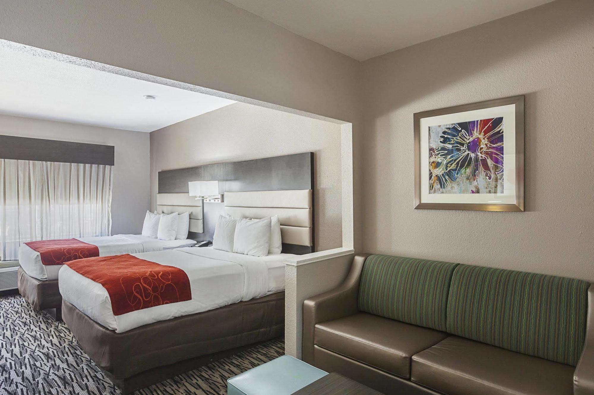 Comfort Suites Lewisville Buitenkant foto